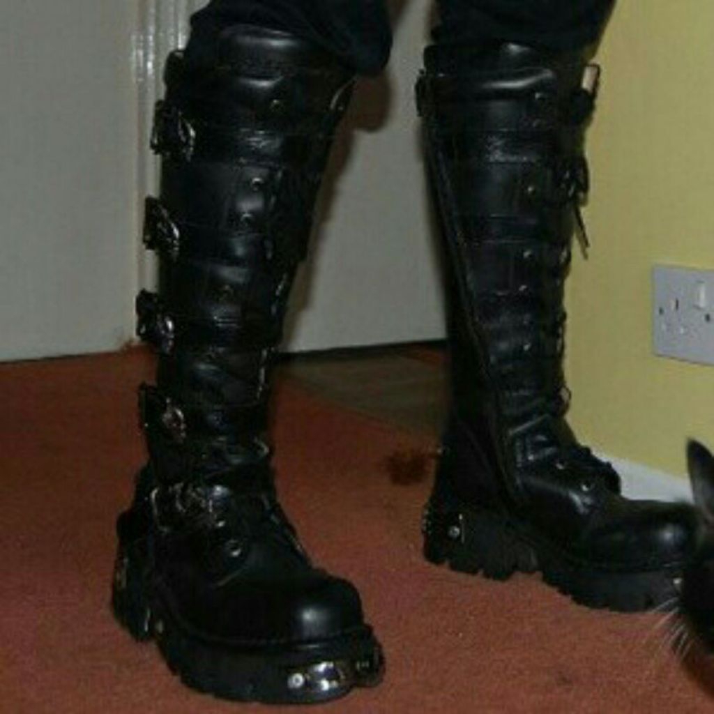 sepatu boots rock touring punk kulit asli