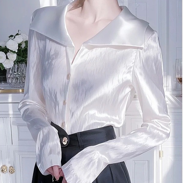 Kemeja satin putih lengan panjang untuk wanita, blus profesional baru.