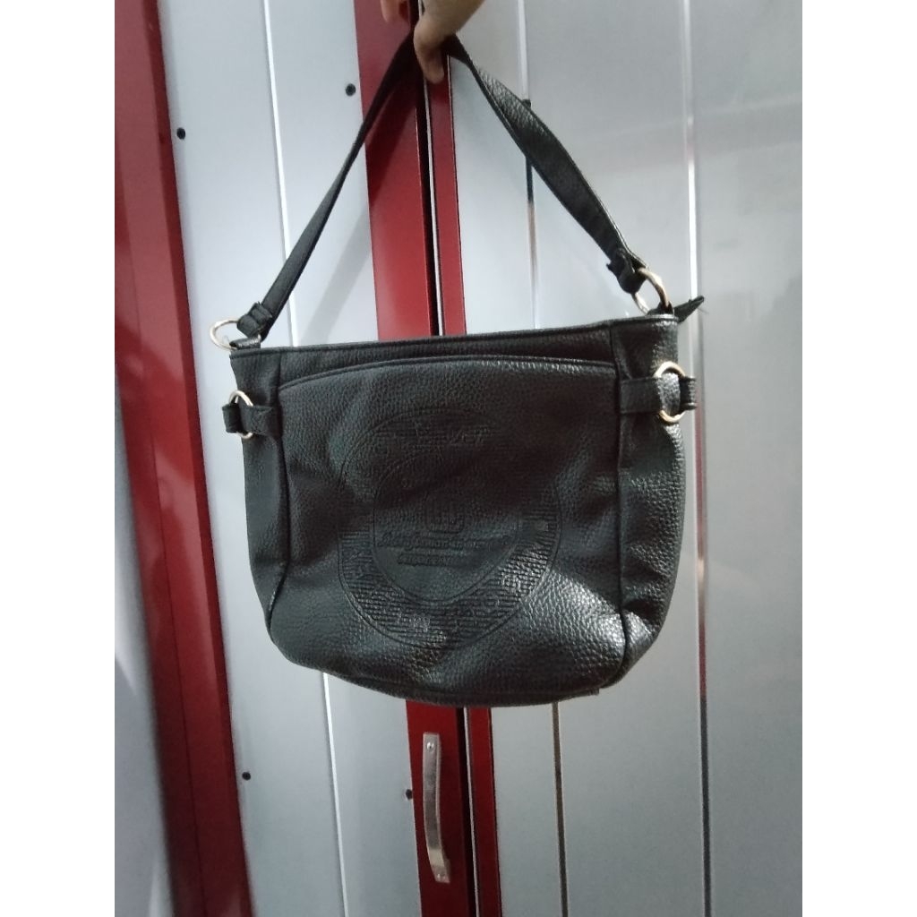 Tas Kulit Nicole Miller