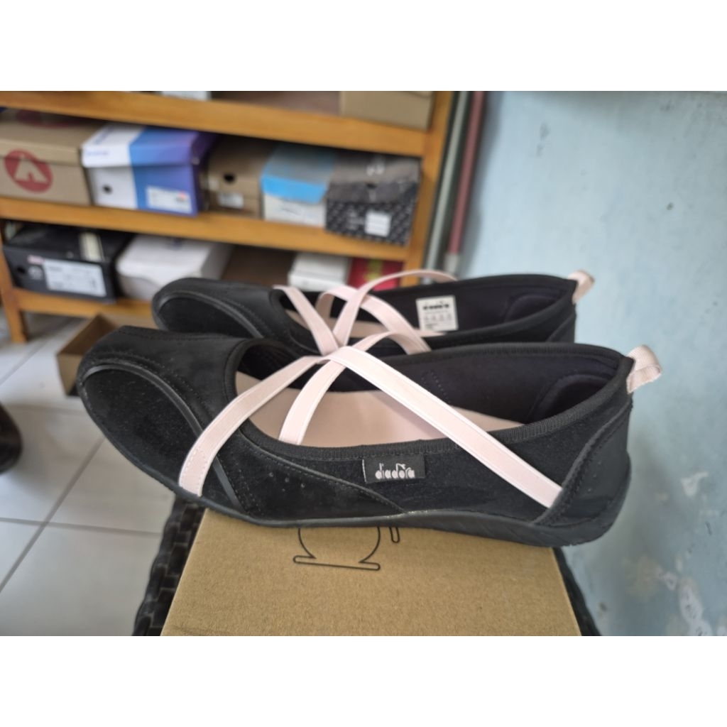 Preloved Diadora Purlie Women's Lifestyle Shoes size 40