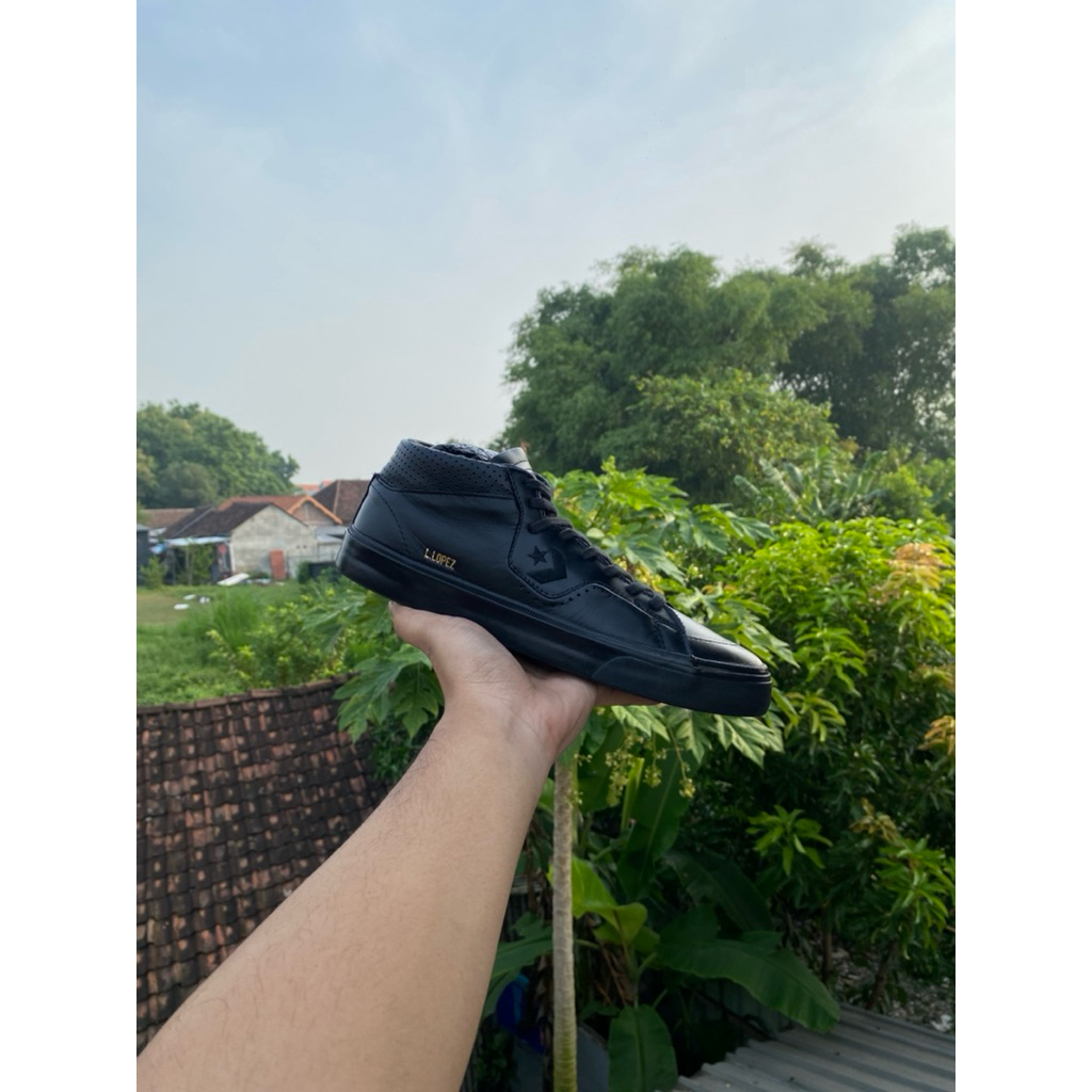 converse pro mid louie lopez