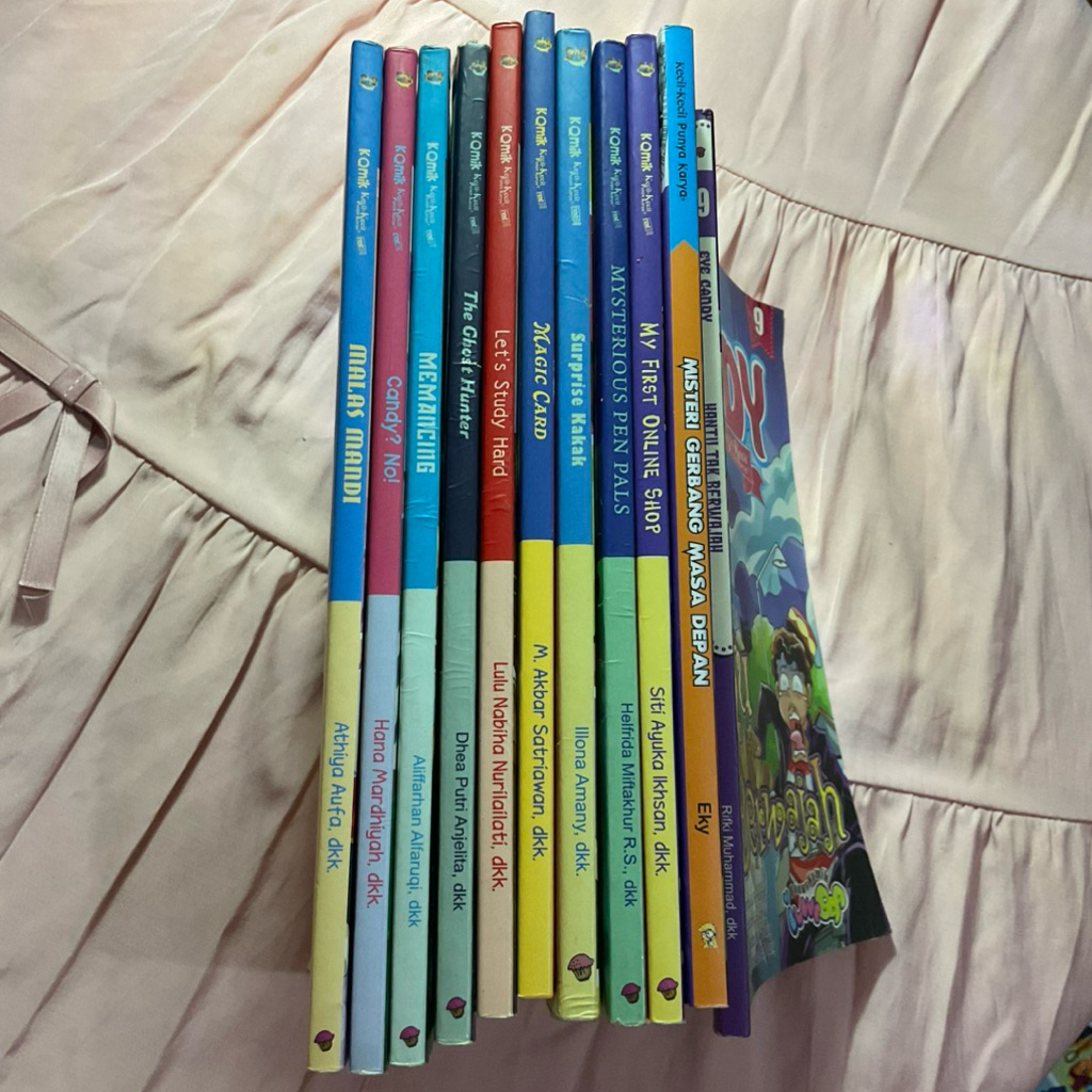 PRELOVED Original Komik dan Novel Kecil-Kecil Punya Karya (KKPK) Super Bunda The Blue Clue Eye Candy