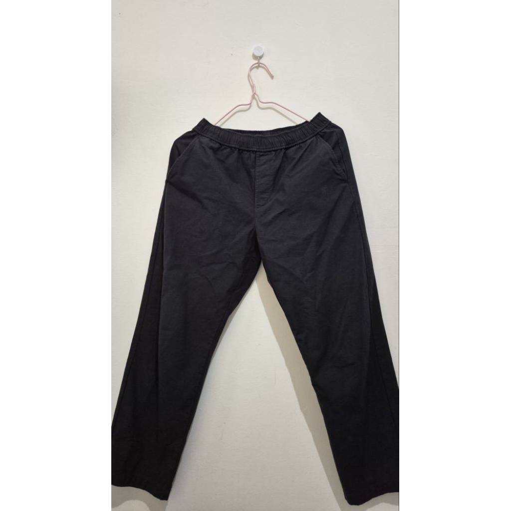 Uniqlo Celana Rileks Katun Ankle Wanita, Women Cotton Relax Ankle Pants, Black, S