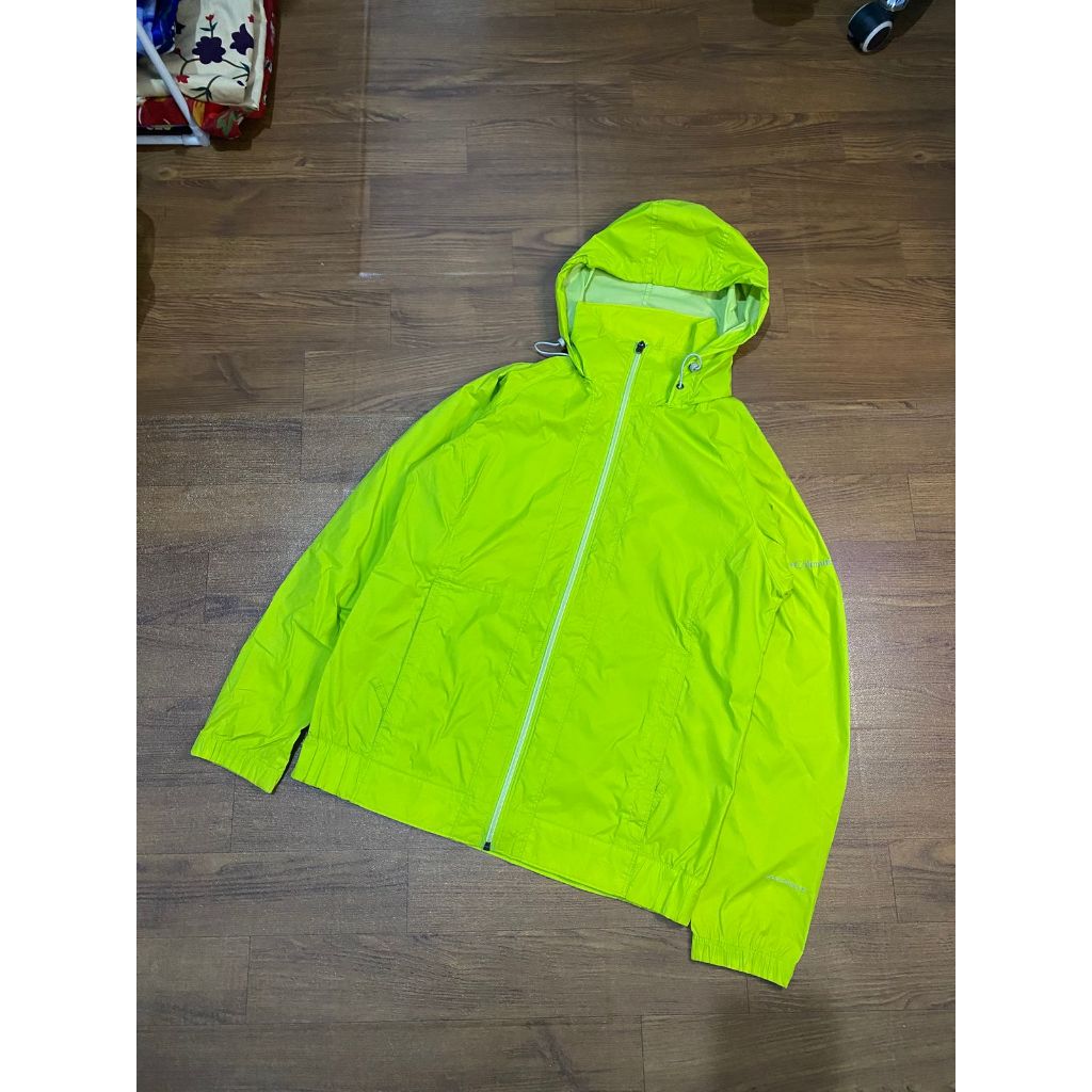 Jaket Running Columbia omni shield parashut mantab