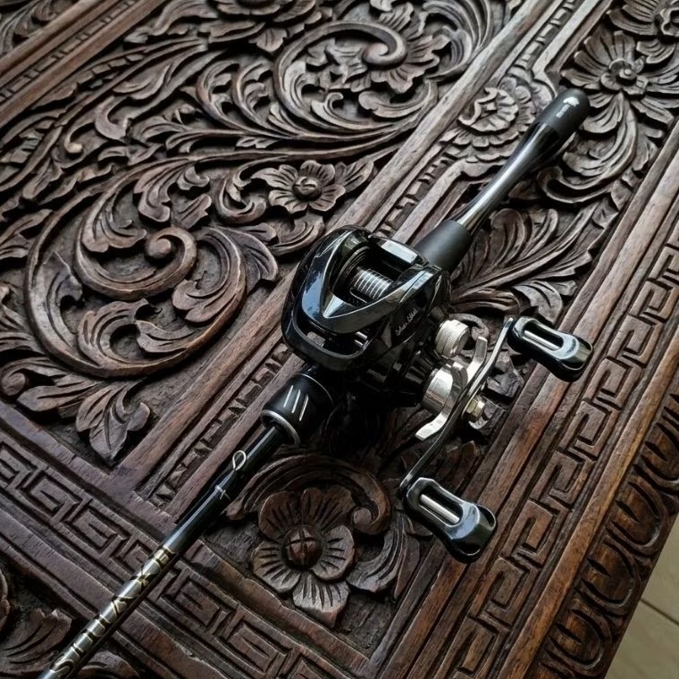 satu set joran Bc Flast carbon&reel bc Hautton Drg clicker