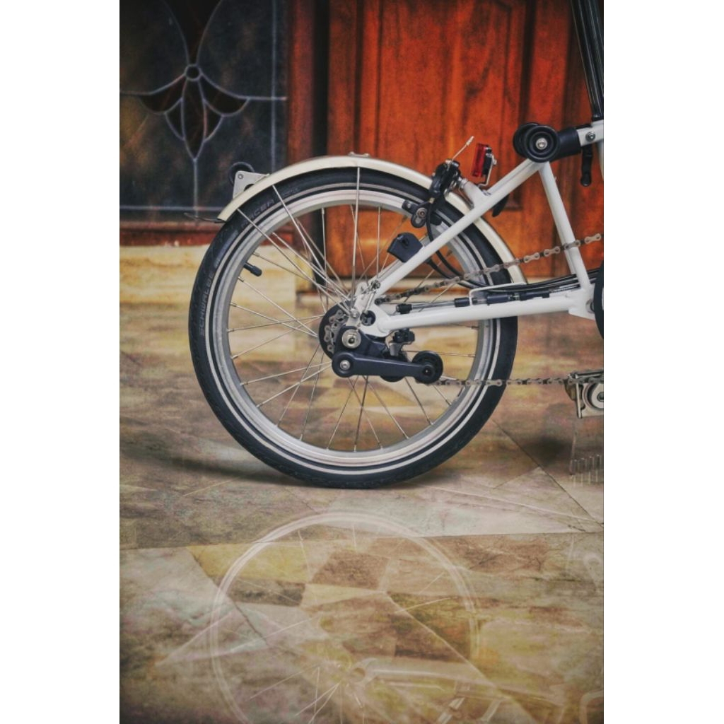 Brompton M6L papyrus white