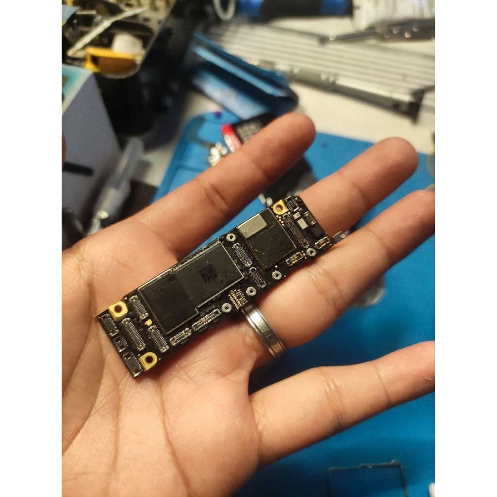 mesin iphone 11 matot