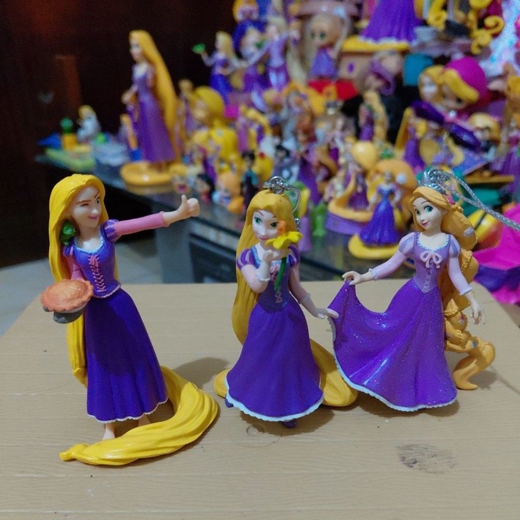 Figure Rapunzel disney kuji christmas, disney medicom, disney infinity