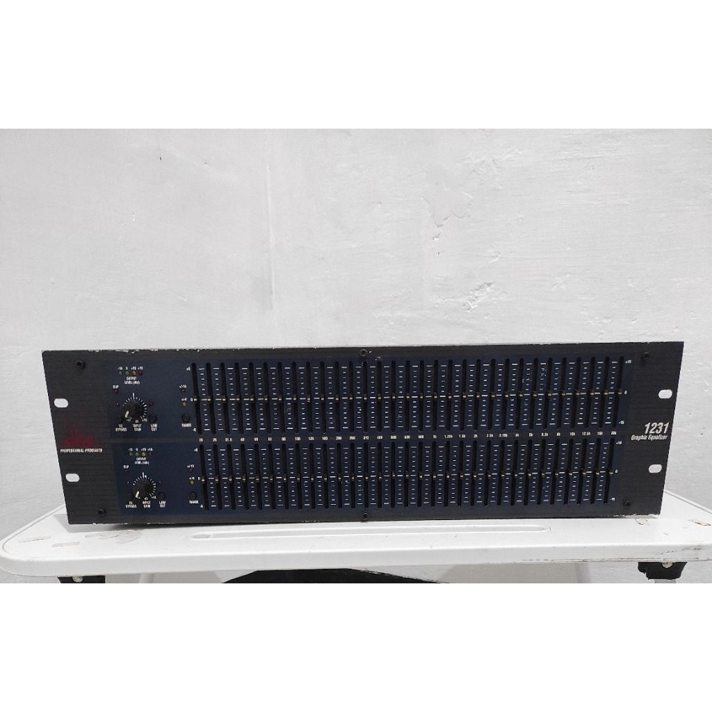EQUALIZER DBX 1231 SECOND ORIGINAL