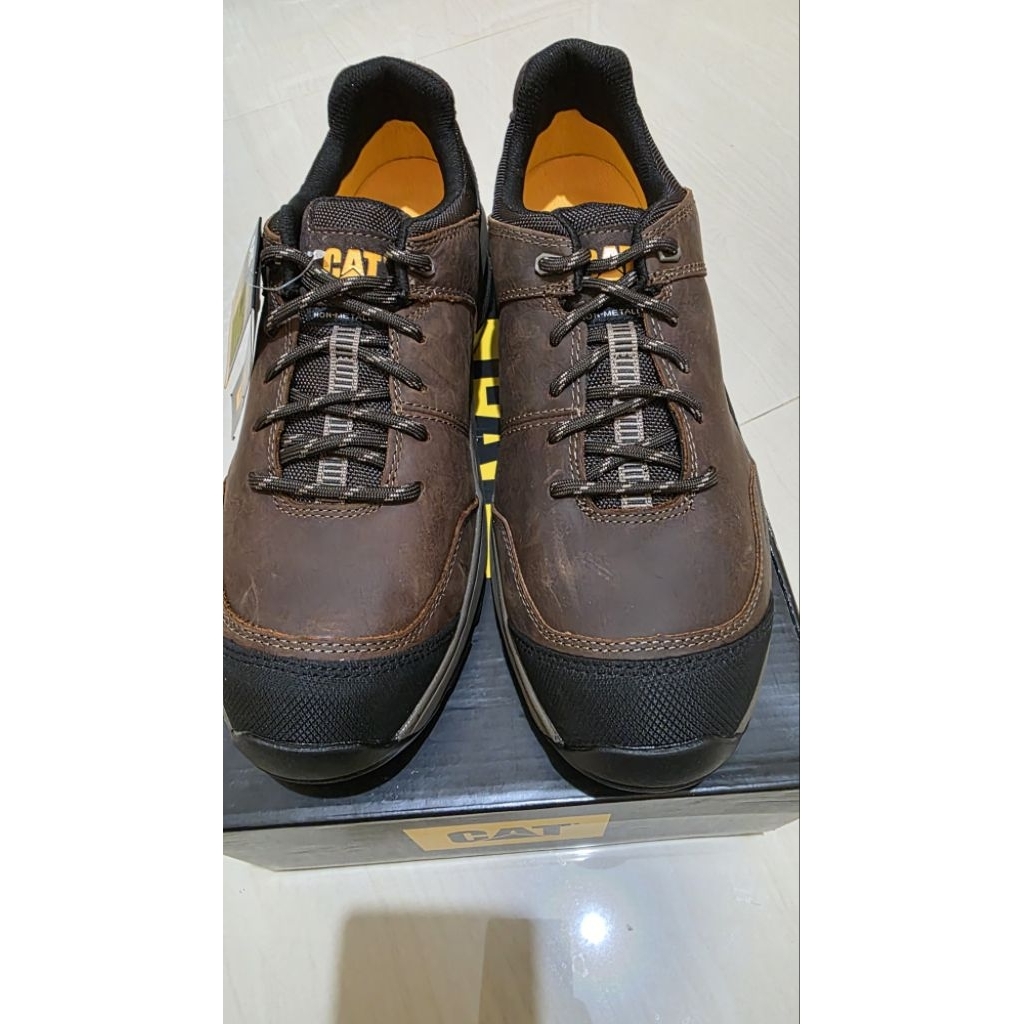 Safety Shoes Sepatu Caterpillar Ukuran 43 Ori