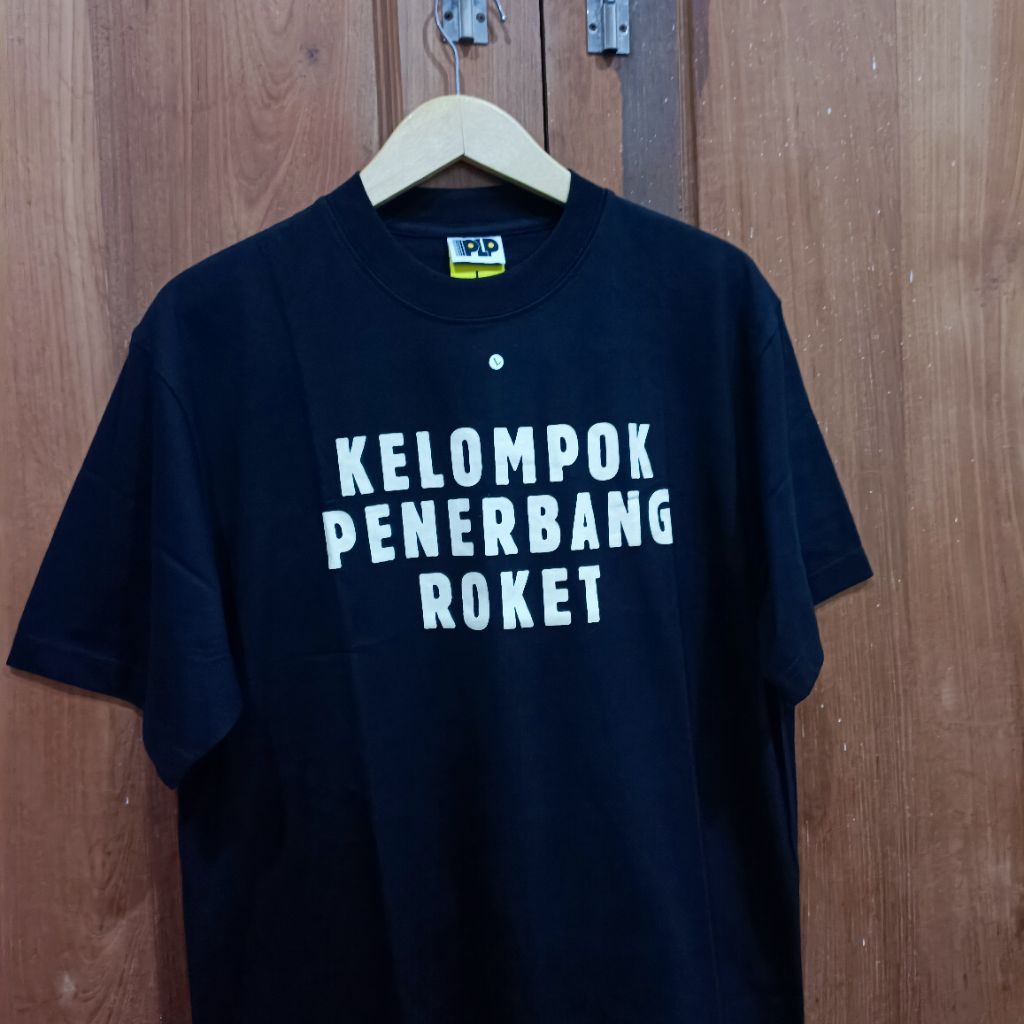 tshirt kelompok penerbang roket size L official