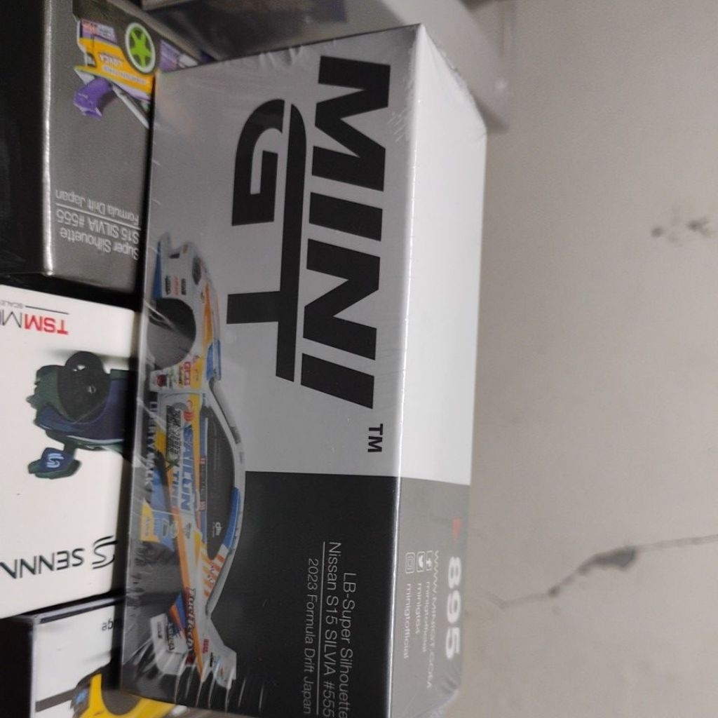 mini GT s15 sailun no 895