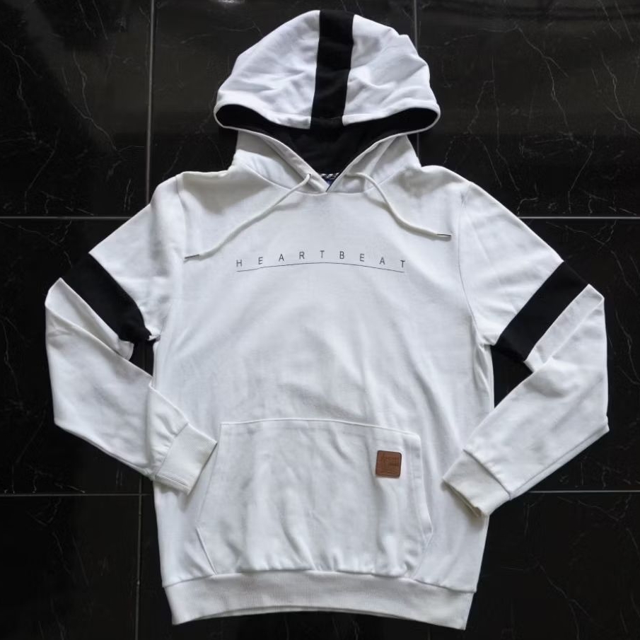 Hoodie Heartbeat Putih - Preloved‼️