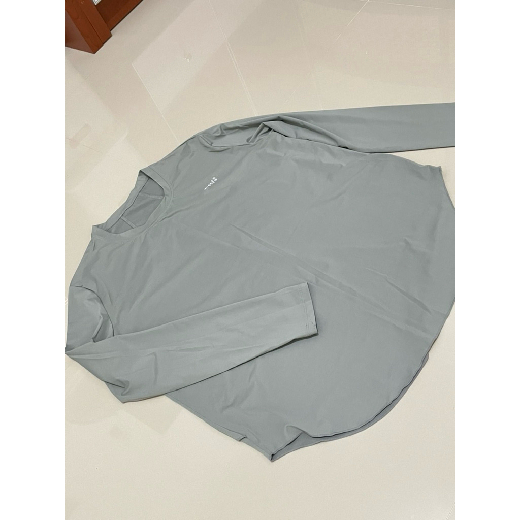 kaos olahraga (preloved)