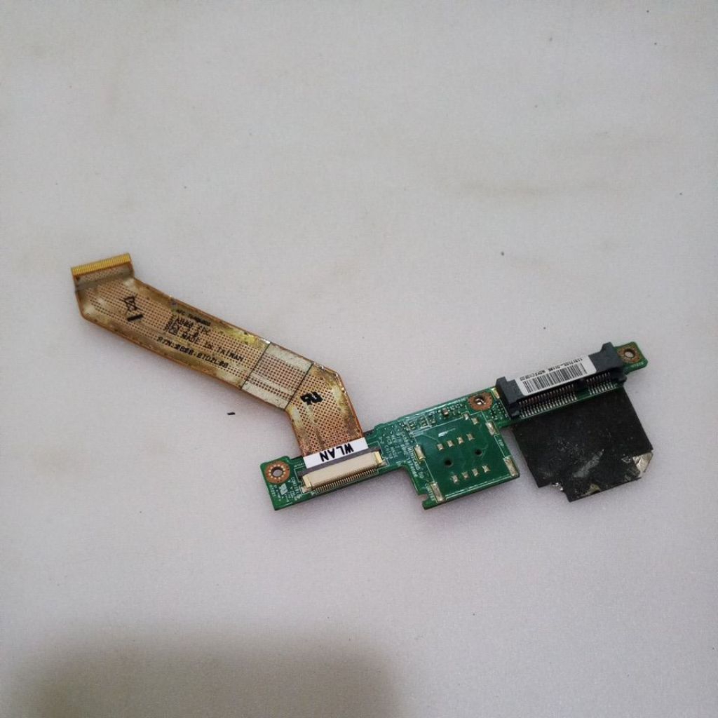 reader board Notebook Acer Aspire Iconia W500