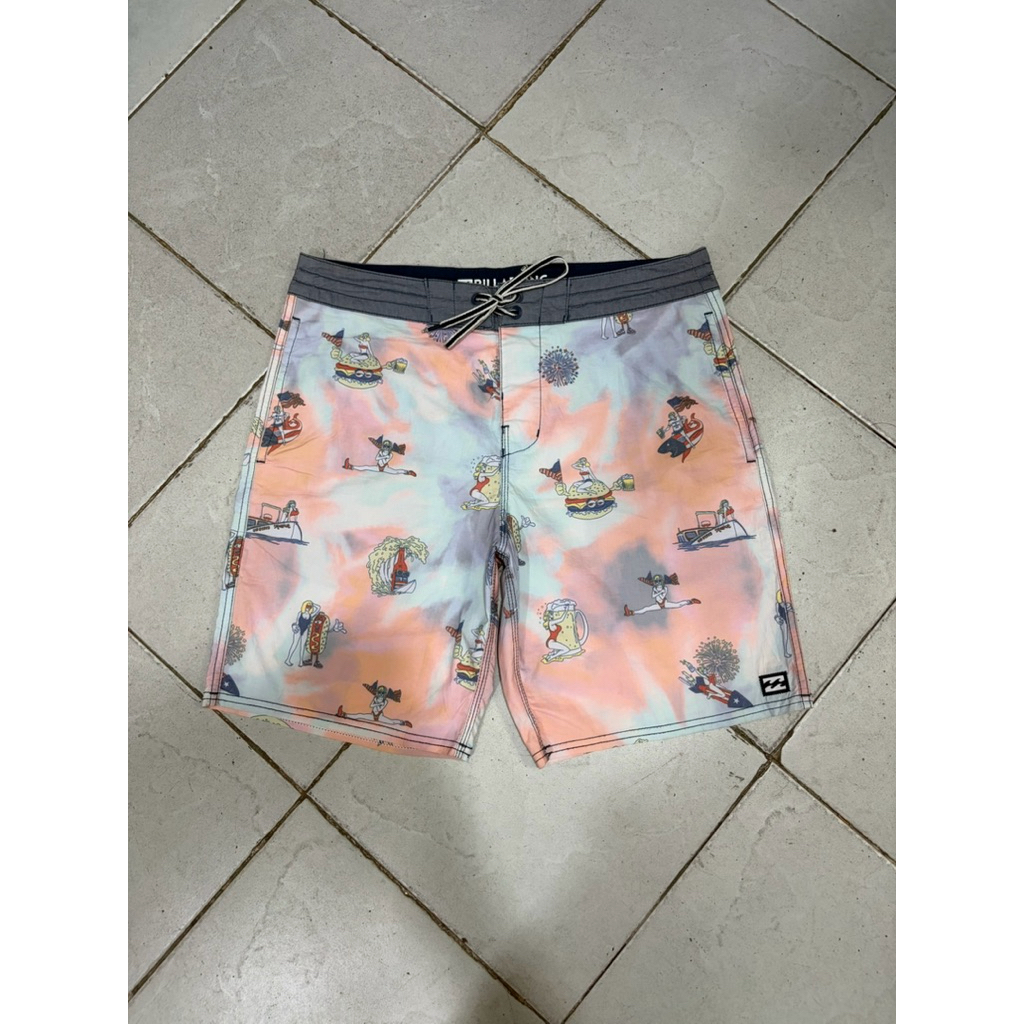 Billabong celana pendek
