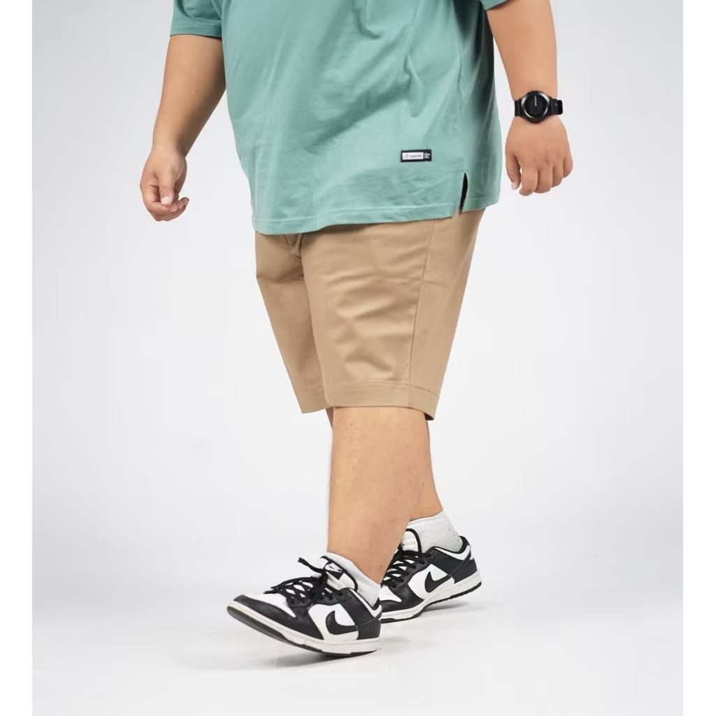 Celena Chino Pendek Pria Big Size xxxl xxxxl xxxxxl  Big Jordan Jumbo Big Size 52 50 48 46 44 42