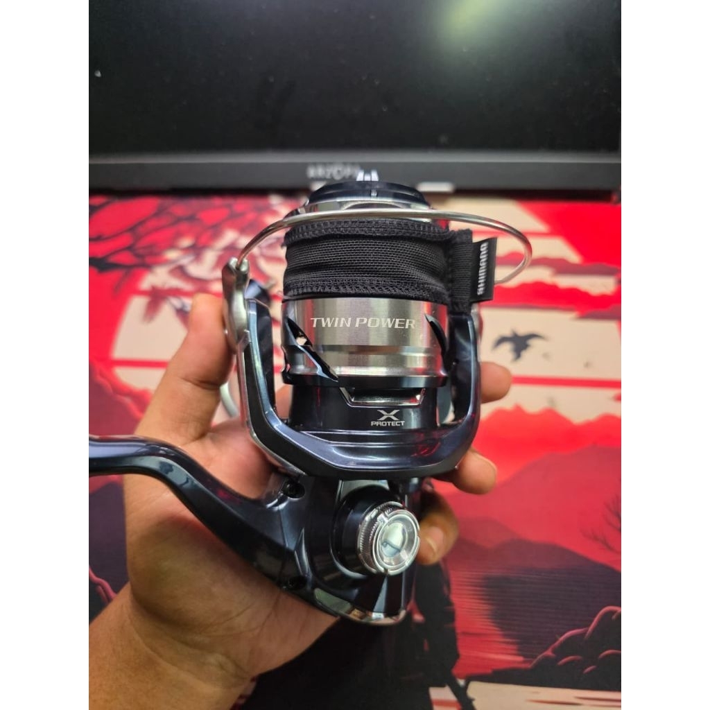 Reel Twin Power SW8000HG