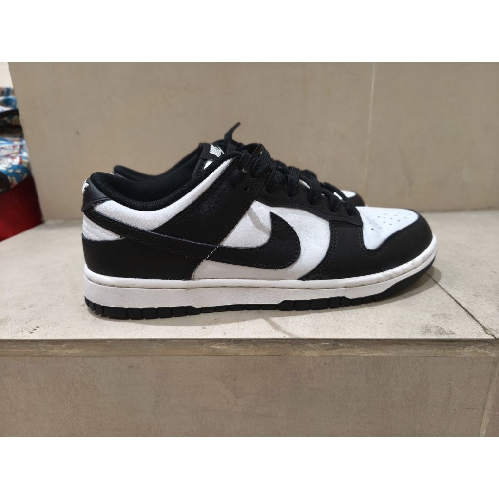 Sepatu Nike Dunk Low Panda Second Like New