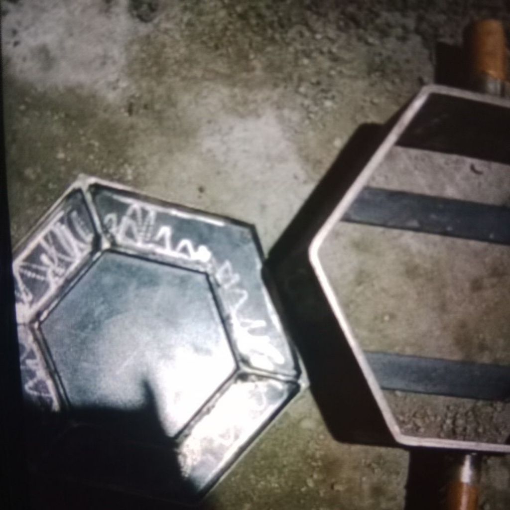 Cetakan Paving hexagonal/segi enam