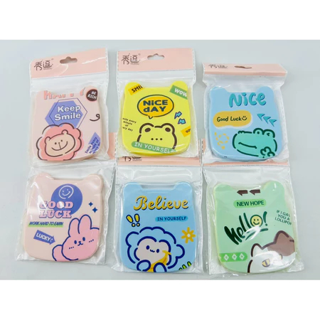 Kaca Lipat + Sisir Motif Cute Cermin Saku Kecil Portable Traveling Cermin Makeup Aksesoris Wanita