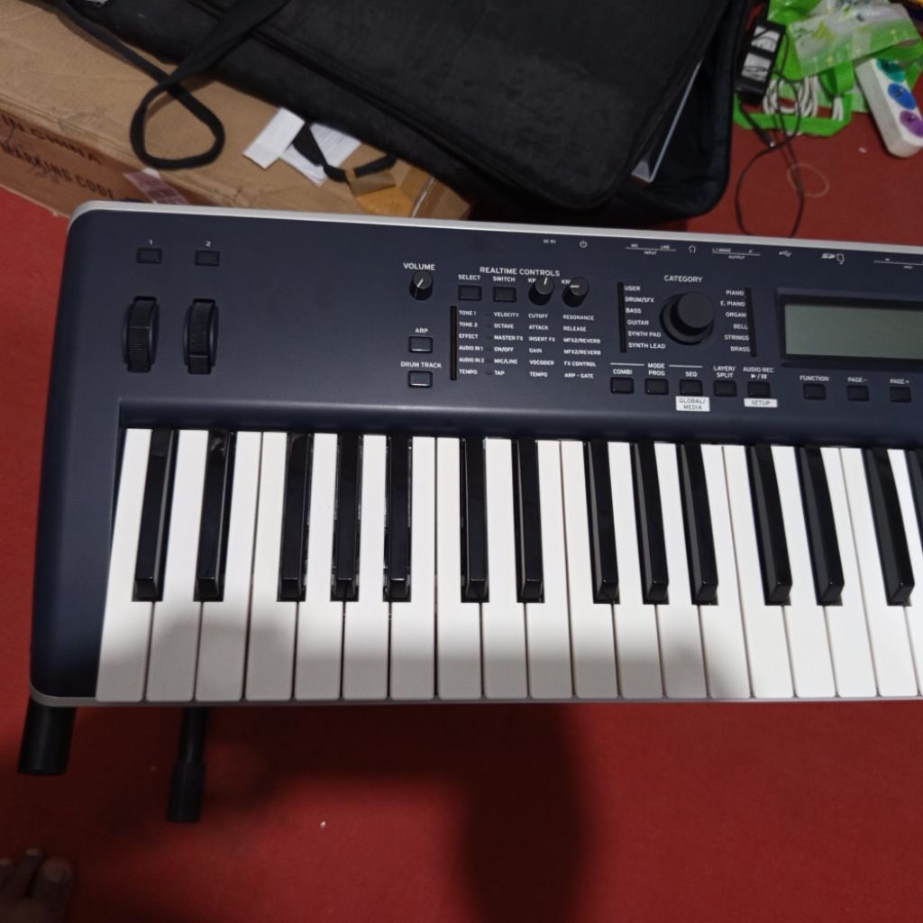 Keyboard Korg Kross 2