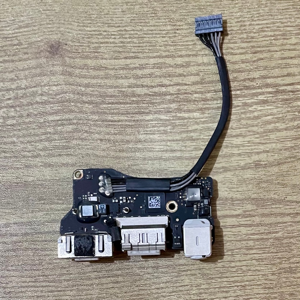 I/O IO Board Power USB MacBook Air 13” A1466 2012