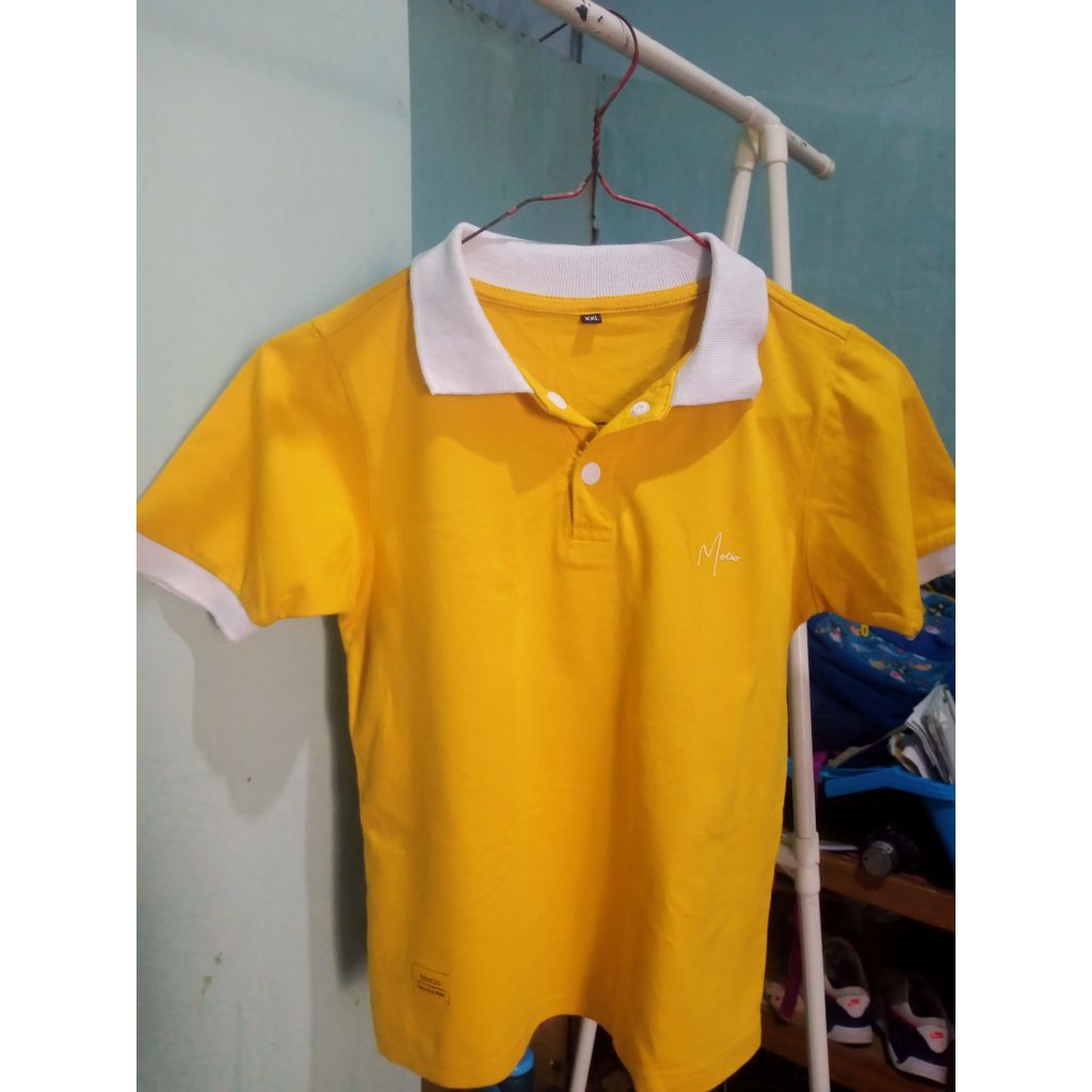 Preloved Kaos Polo Kerah Atasan anak laki laki Lengan Pendek size XXL merk Mocio original
