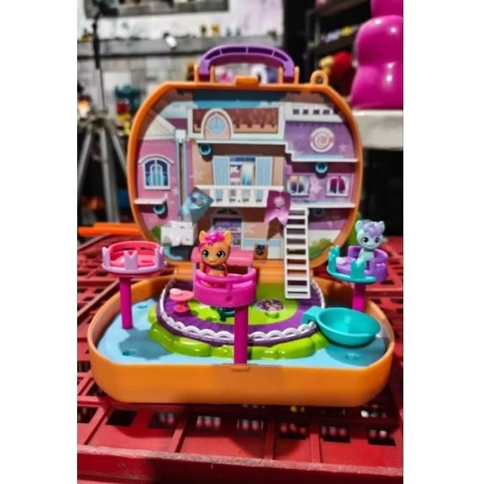 My Little Pony: Mini World Magic Compact Creation Maretime Bay Playset, Sunny Starscout second