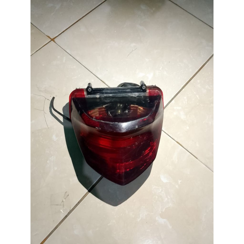 lampu stop belakang motor honda cbr150 original copotan