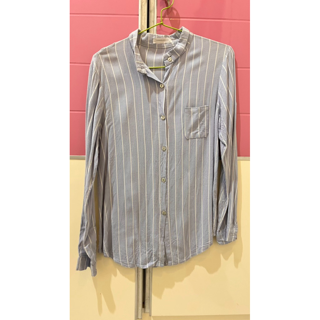 Magnolia Kemeja Wanita Biru Muda Lengan panjang Stripe/Garis garis