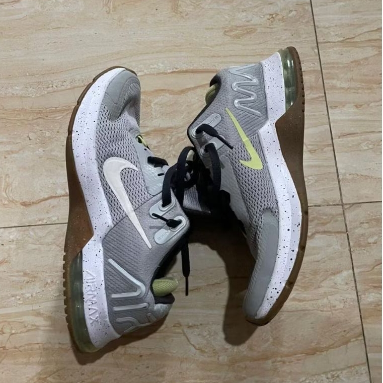 Sepatu Nike Air Max Alpha Trainer 4