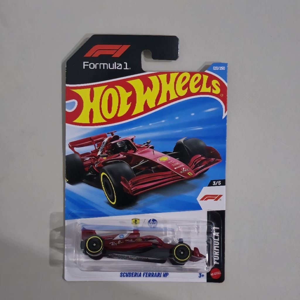 Hot Wheels Formula 1 Scuderia Ferrari HP (FREE PROTECTOR)