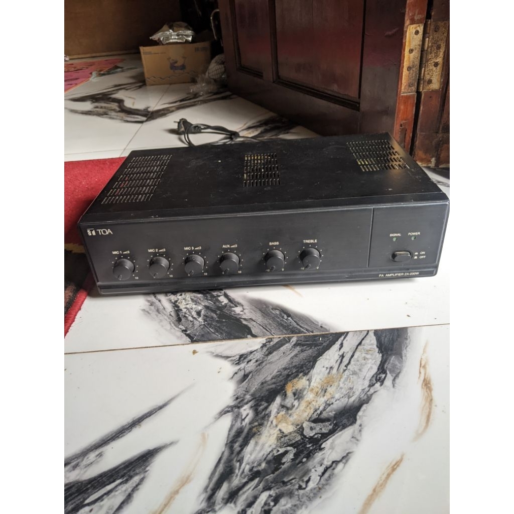 amplifier toa ZA 230W kondisi bekas baik normal