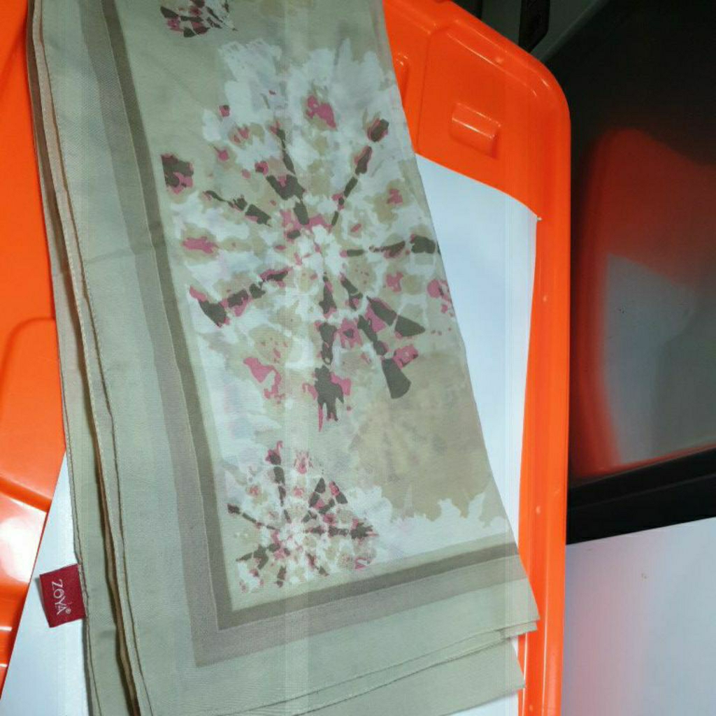 Preloved jilbab segiempat Zoya