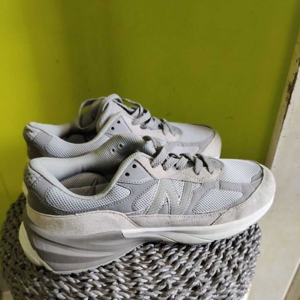 sepatu sneakers size 45 insol 29 cm