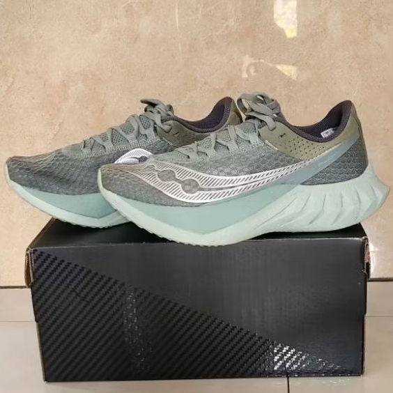 Second Saucony Endorphin Pro 4 Men size 40