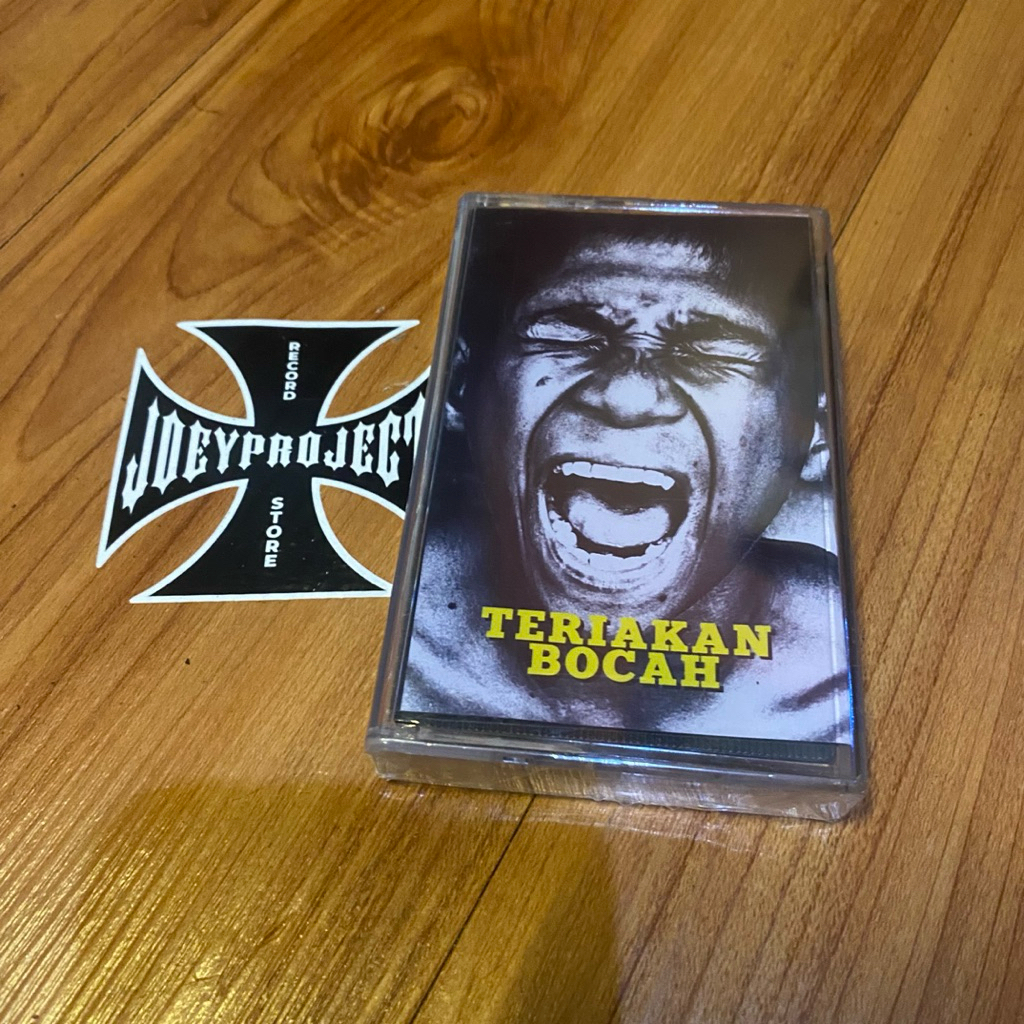 kaset kelompok penerbang roket - teriakan bocah