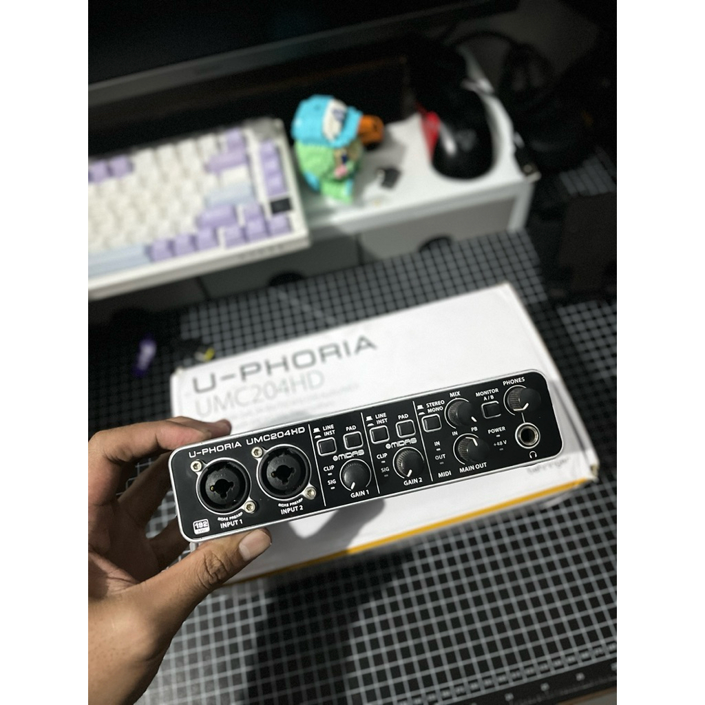 Behringer UMC204HD soundcard recording (second)