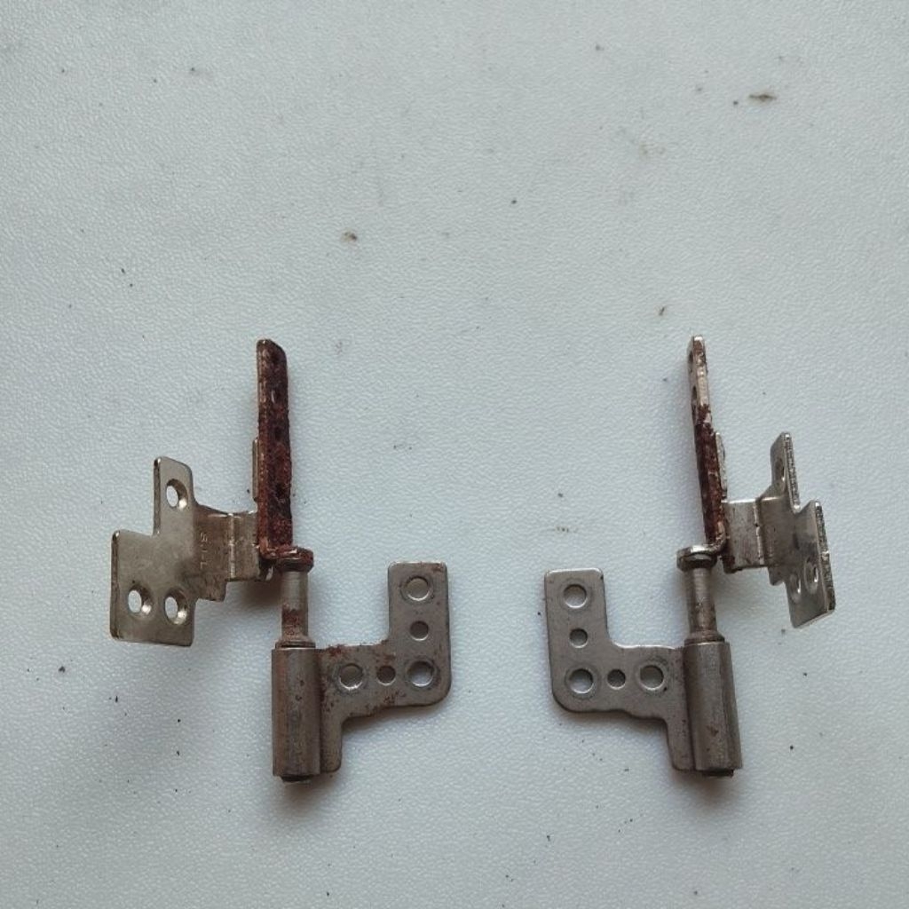 Engsel Zyrex Notebook SKY 232