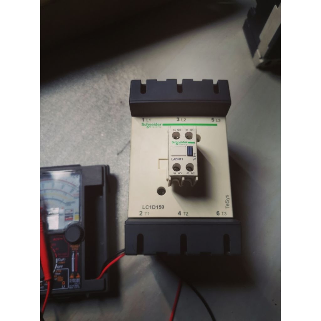 kontaktor schneider LC1D150 250A