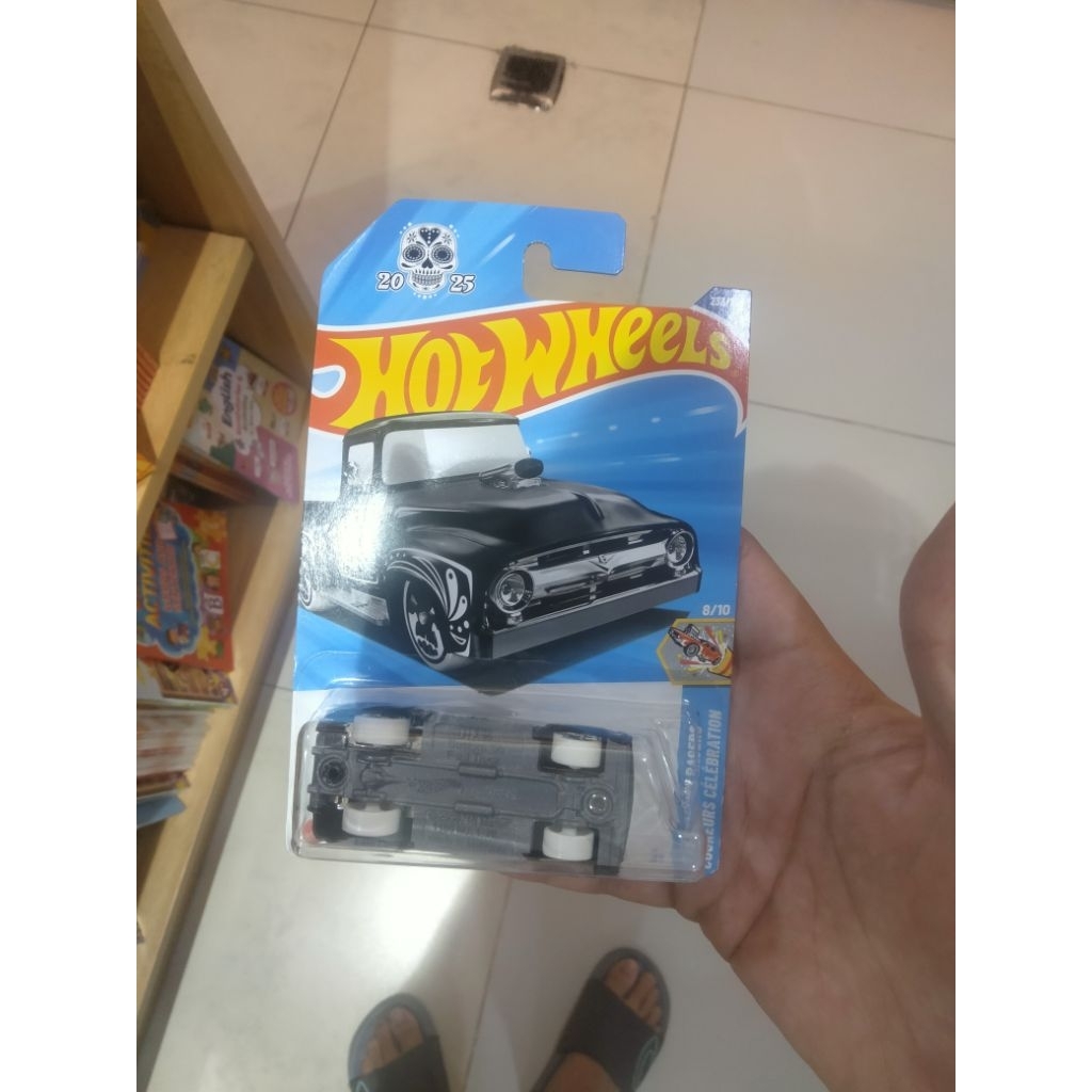 hotwheels error kebalik