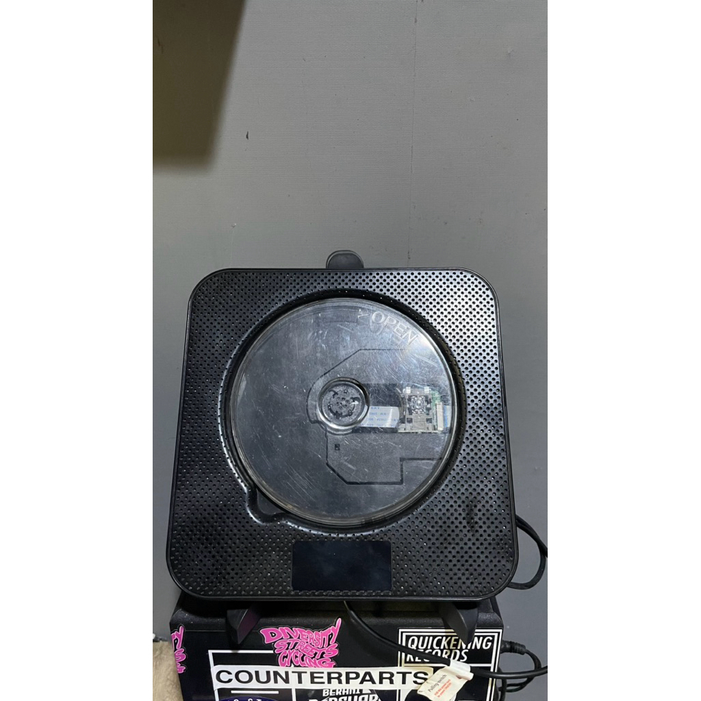 DVD player bluetooth portable wall (second)