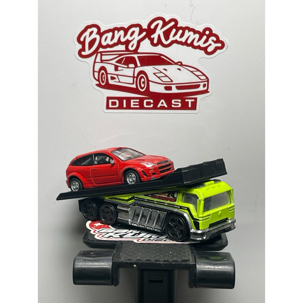 Hot Wheels Back Slider & Ford Focus (lupa brand) Loos