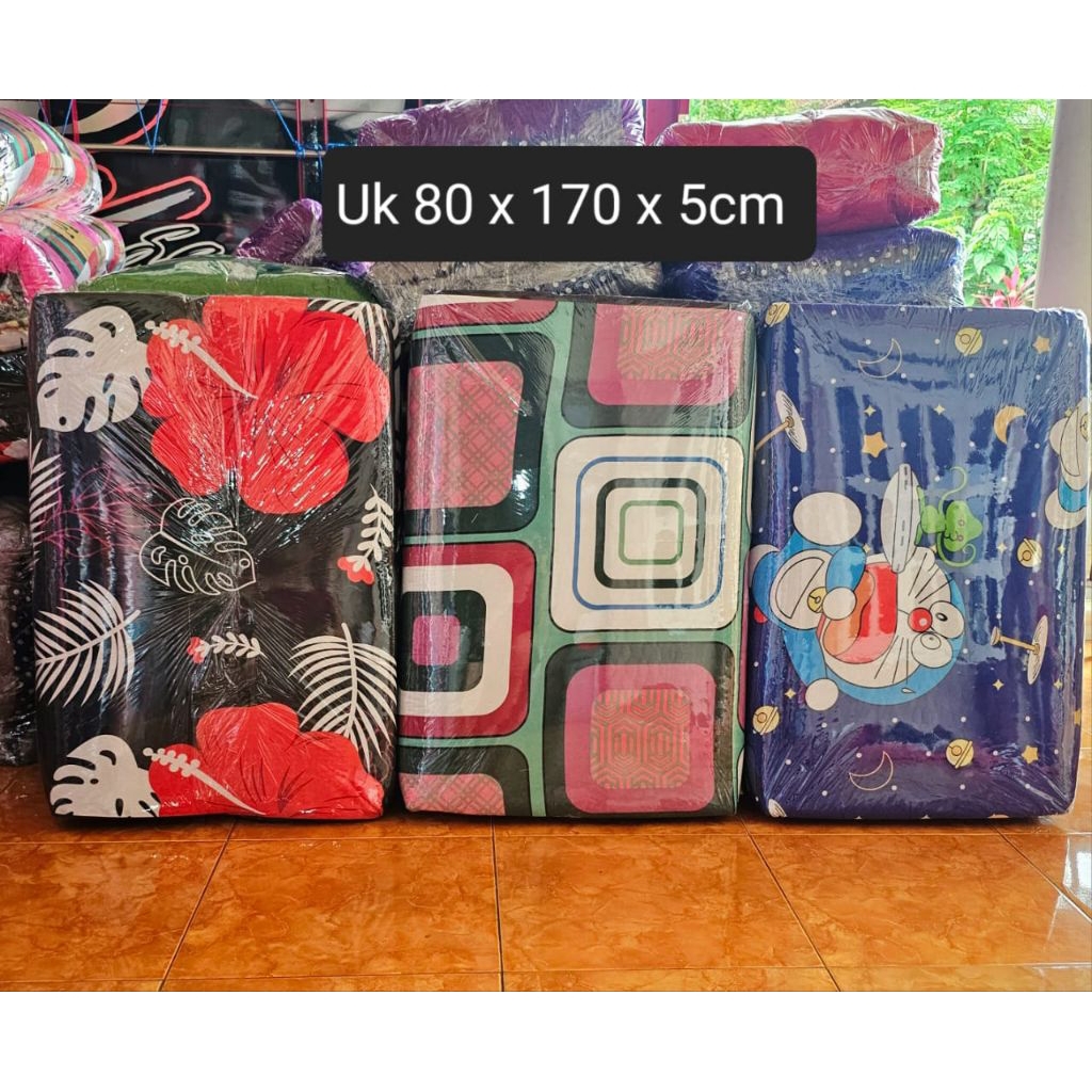 KASUR LIPAT KARAKTER