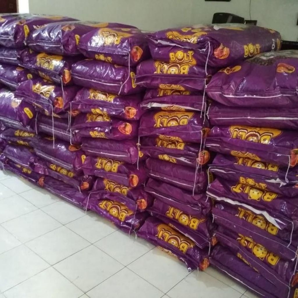 MAKANAN KUCING BOLT 20 KG