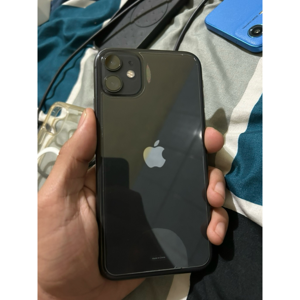 Iphone 11 64gb resmi