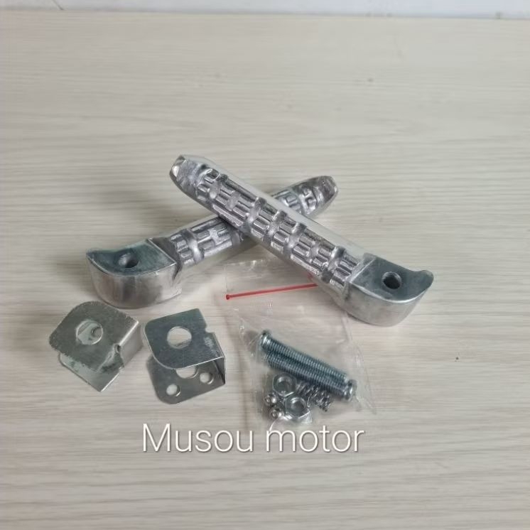 Footstep Belakang Yamaha Vixion - Silver, Kuat dan Tahan Lama