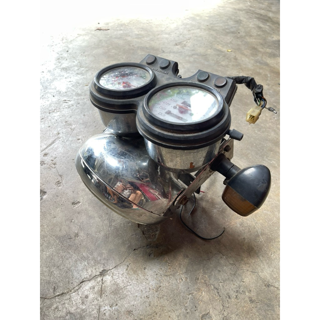 lampu depan tiger lama original copotan