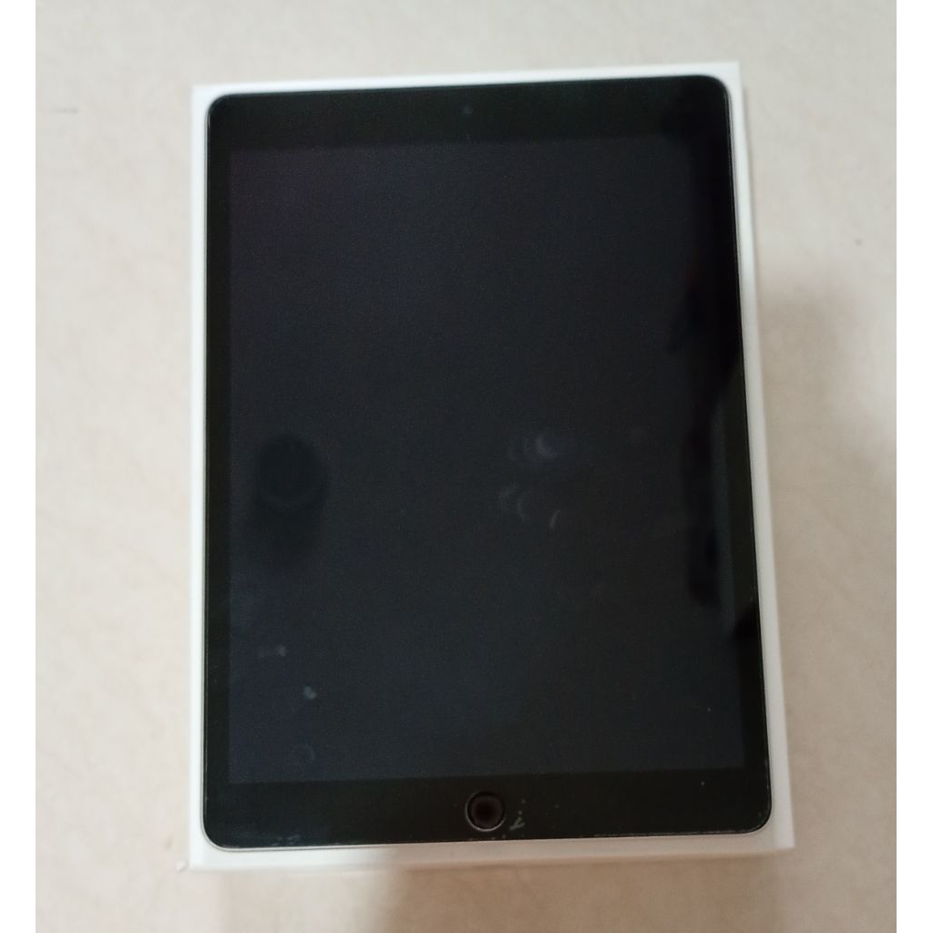 Ipad 9 64GB Wifi Only Full set